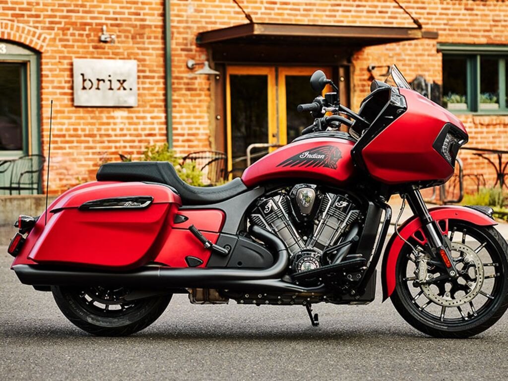 2024 Indian Motorcycle Challenger Dark Horse Sunset Red Smoke