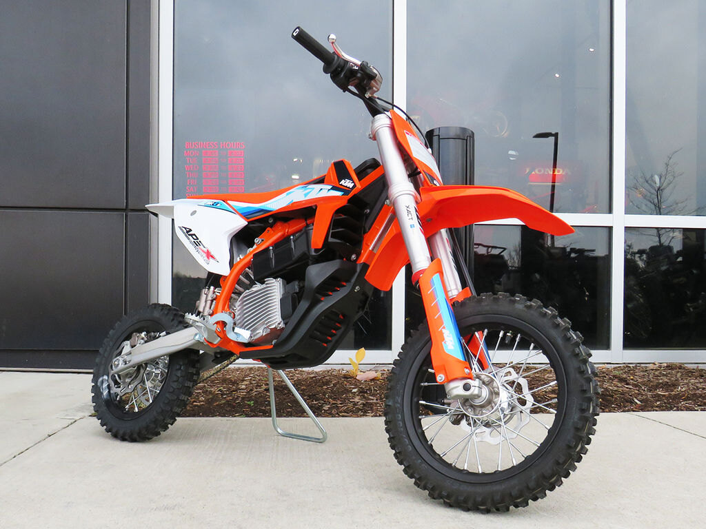 2024 KTM SX-E 5