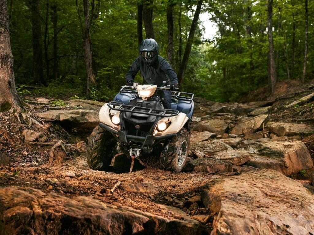 2024 Yamaha Kodiak 700 EPS SE