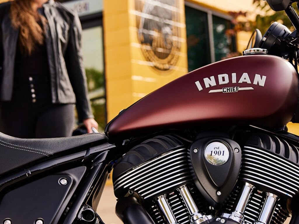 2024 Indian Motorcycle Chief ABS Maroon Metallic Smoke