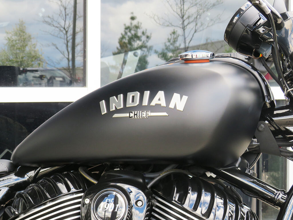 2024 Indian Motorcycle Chief Dark Horse Black Smoke