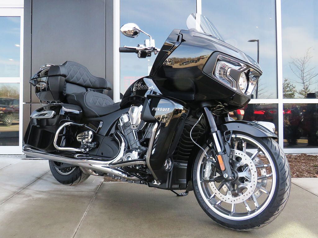 2024 Indian Motorcycle Chieftain Black Metallic