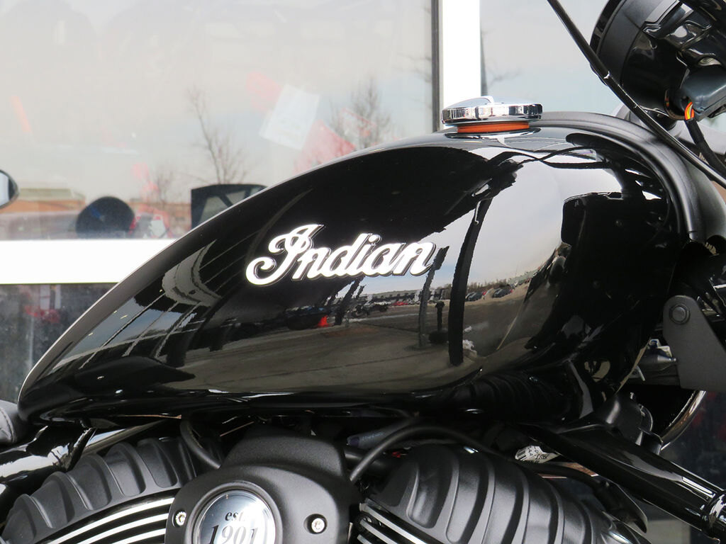 2024 Indian Motorcycle Super Chief Black Metallic