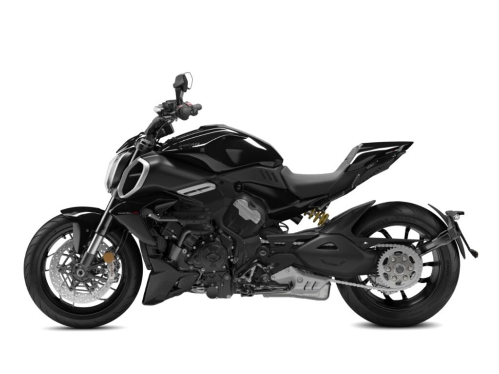 2023 Ducati Diavel 4 Thrilling Black