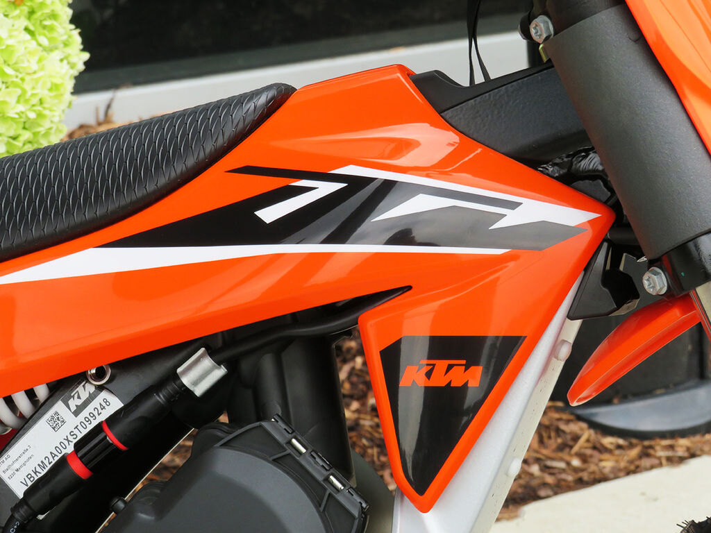 2025 KTM SX E 2