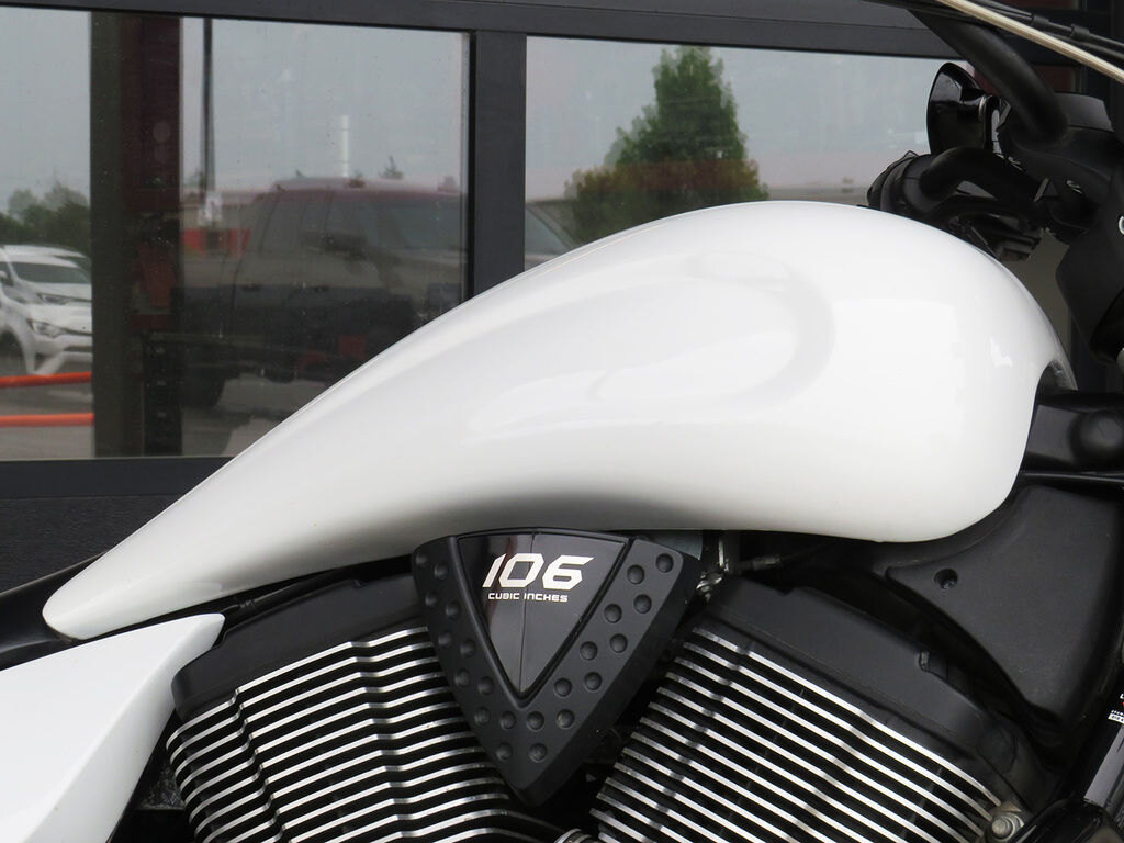 2013 Victory Motorcycles Hammer 8 Ball