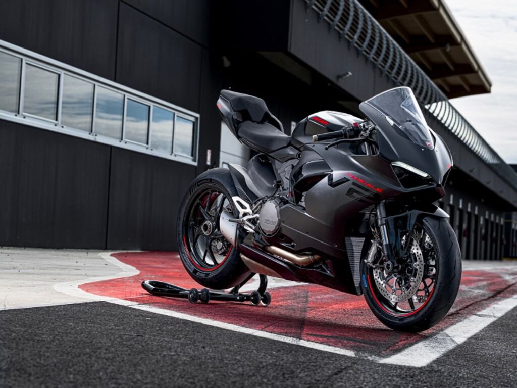 2025 Ducati Panigale V2 Black on Black