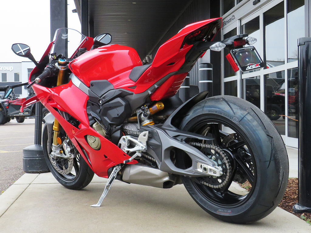 2025 Ducati Panigale V4 S Ducati Red