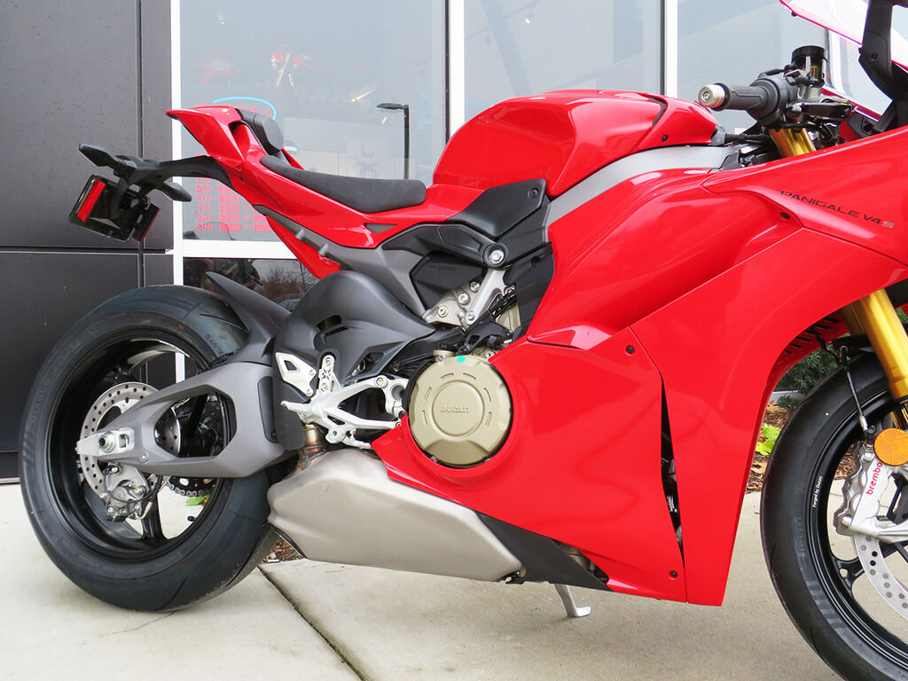 2025 Ducati Panigale V4 S Ducati Red