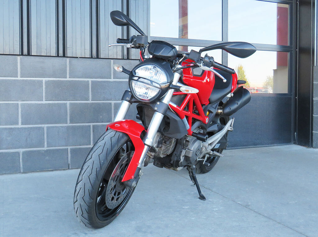 2012 Ducati Monster 696