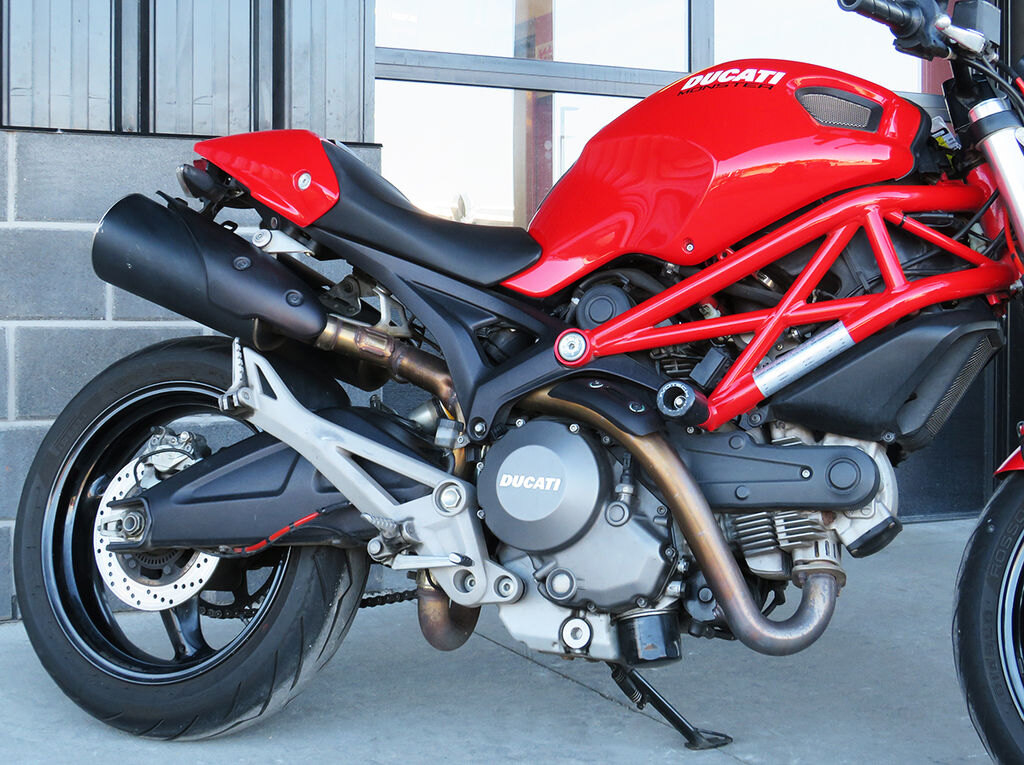 2012 Ducati Monster 696