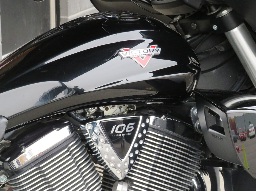 2015 Victory Motorcycles Cross Country Tour Gloss Black