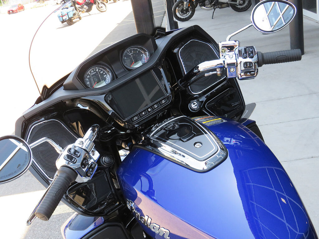 2023 Indian Motorcycle Pursuit Limited with Premium Package Spirit Blue Metallic