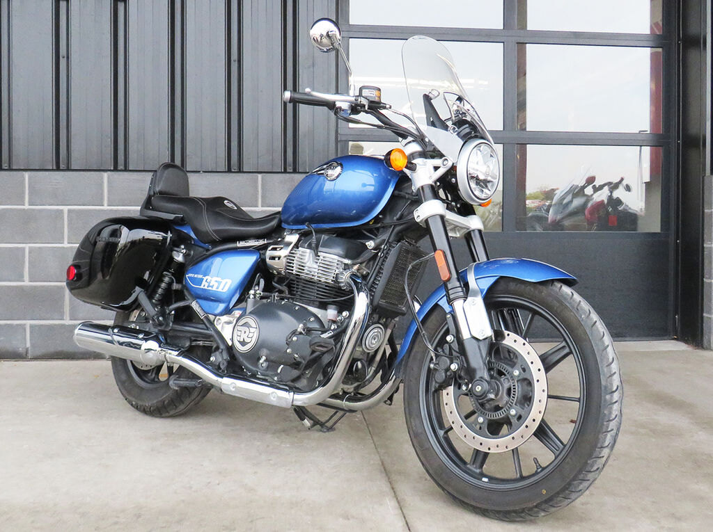 2024 Royal Enfield Super Meteor 650 Astral Blue