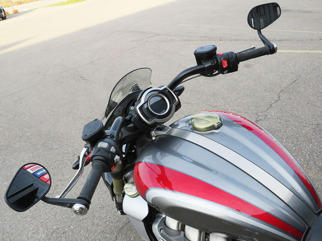 2022 Triumph Rocket 3 R Silver Ice Cranberry Red