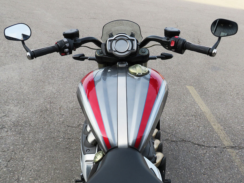 2022 Triumph Rocket 3 R Silver Ice Cranberry Red