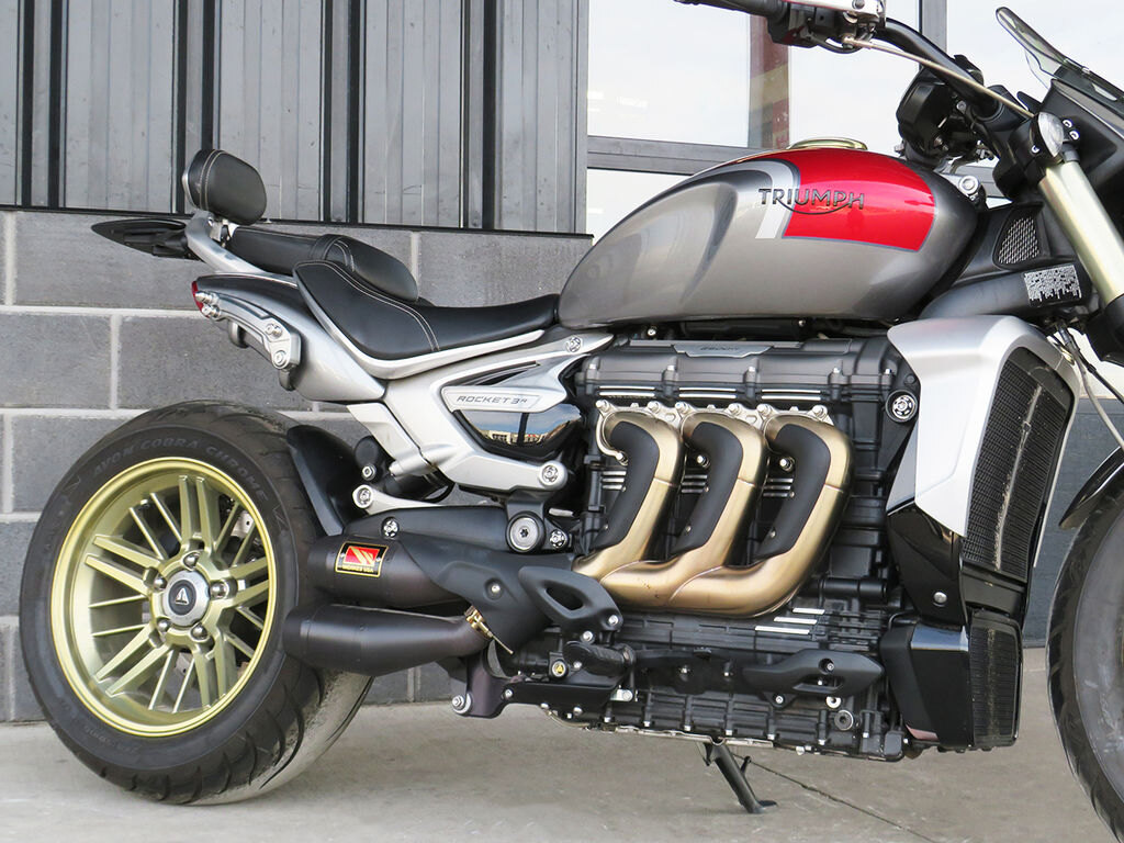 2022 Triumph Rocket 3 R Silver Ice Cranberry Red