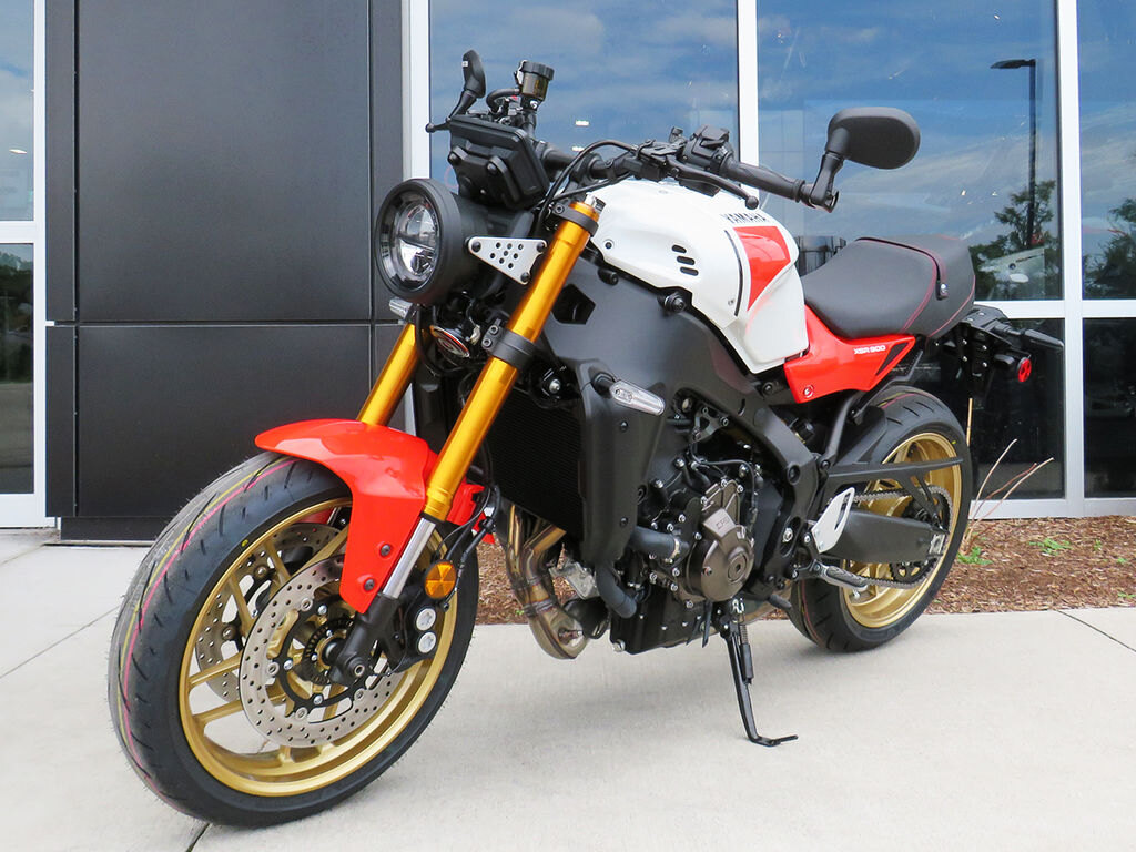 2025 Yamaha XSR900