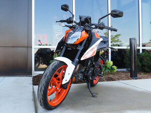 2024 KTM 250 Duke