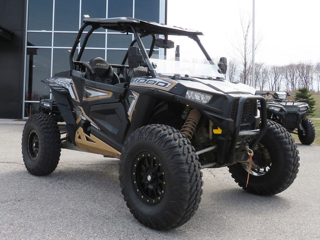 2017 ARCTIC CAT ALTERRA 700 W/ LOW HOURS