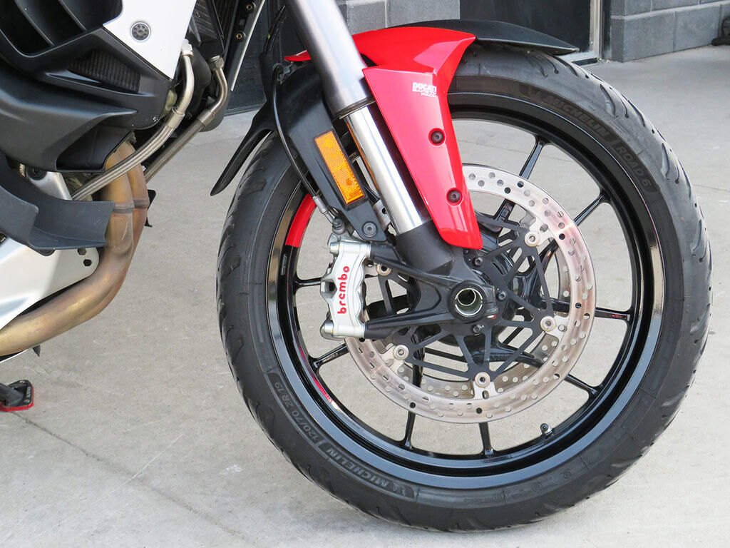 2022 Ducati Multistrada V4S Ducati Red / Forged Wheels