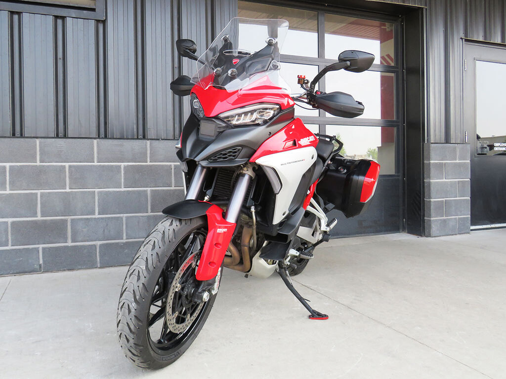 2022 MV Agusta Turismo Veloce Lusso SCS