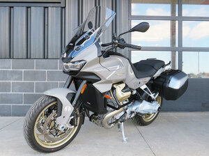 2023 Moto Guzzi V100 Mandello Aviazione Navale