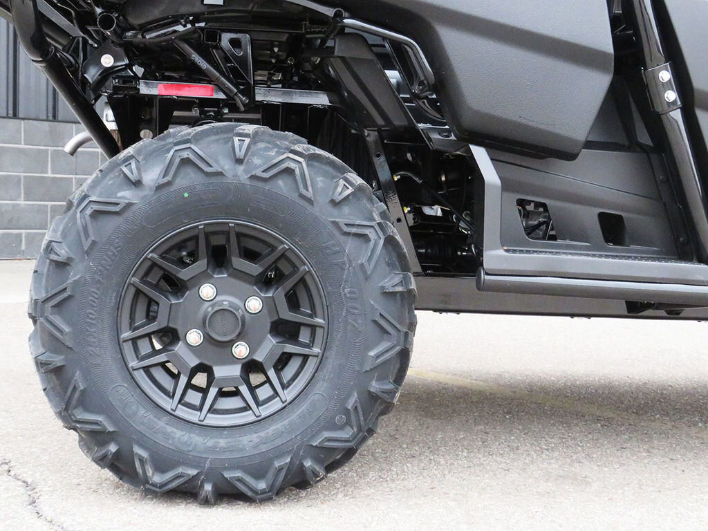 2025 CFMOTO UFORCE 600