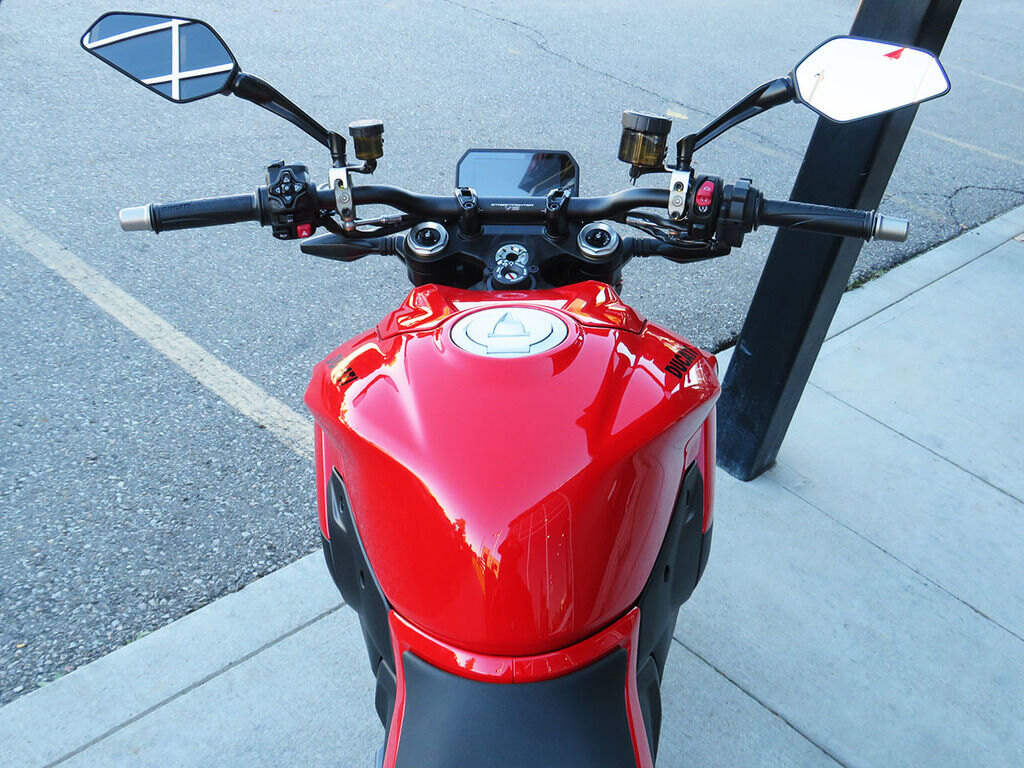 2026 Ducati Streetfighter V2 Red