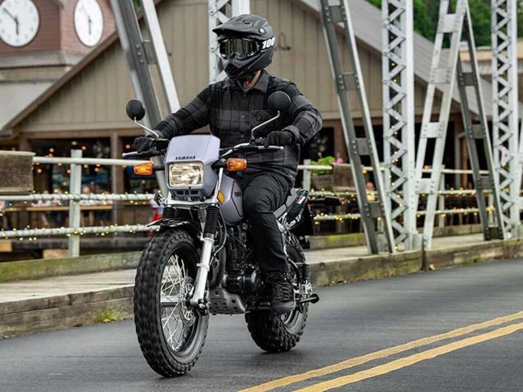 2025 Yamaha TW200