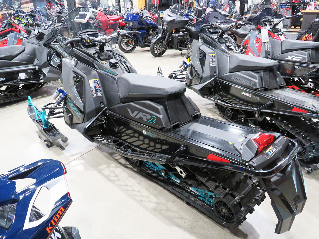 2024 Polaris 650 Indy VR1 137 Gloss Black