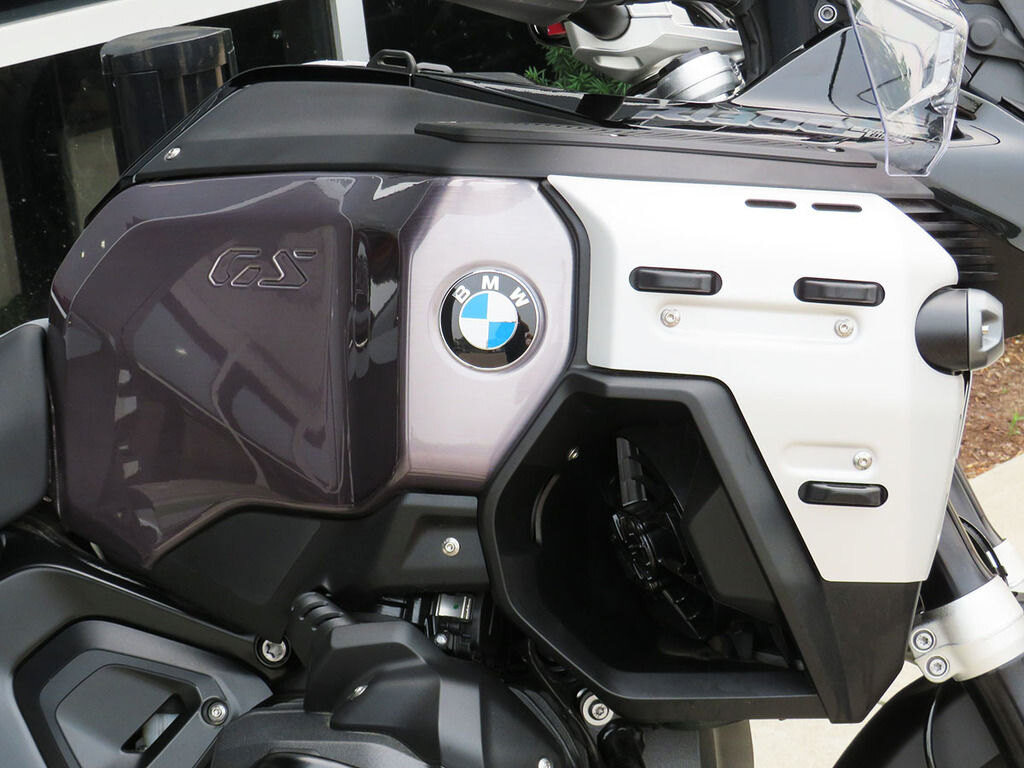 2026 BMW R 1300 GS Adventure Triple Black