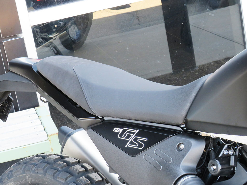 2026 BMW R 12 G/S Night Black matt