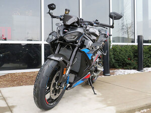 2026 BMW M 1000 R Blackstorm metallic/M Motorsport