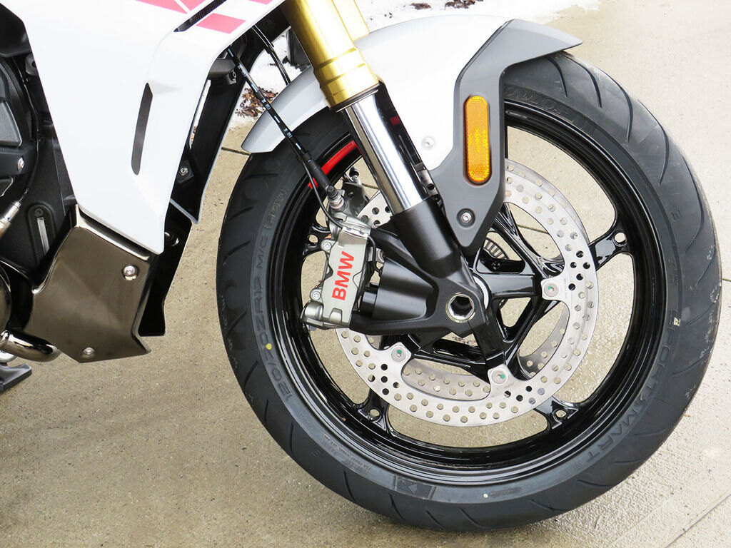 2026 BMW R 1300 RS Performance