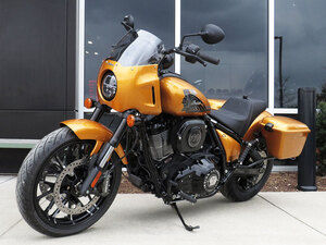 2026 Indian Motorcycle Sport Chief RT Vibrant Gold Metallic