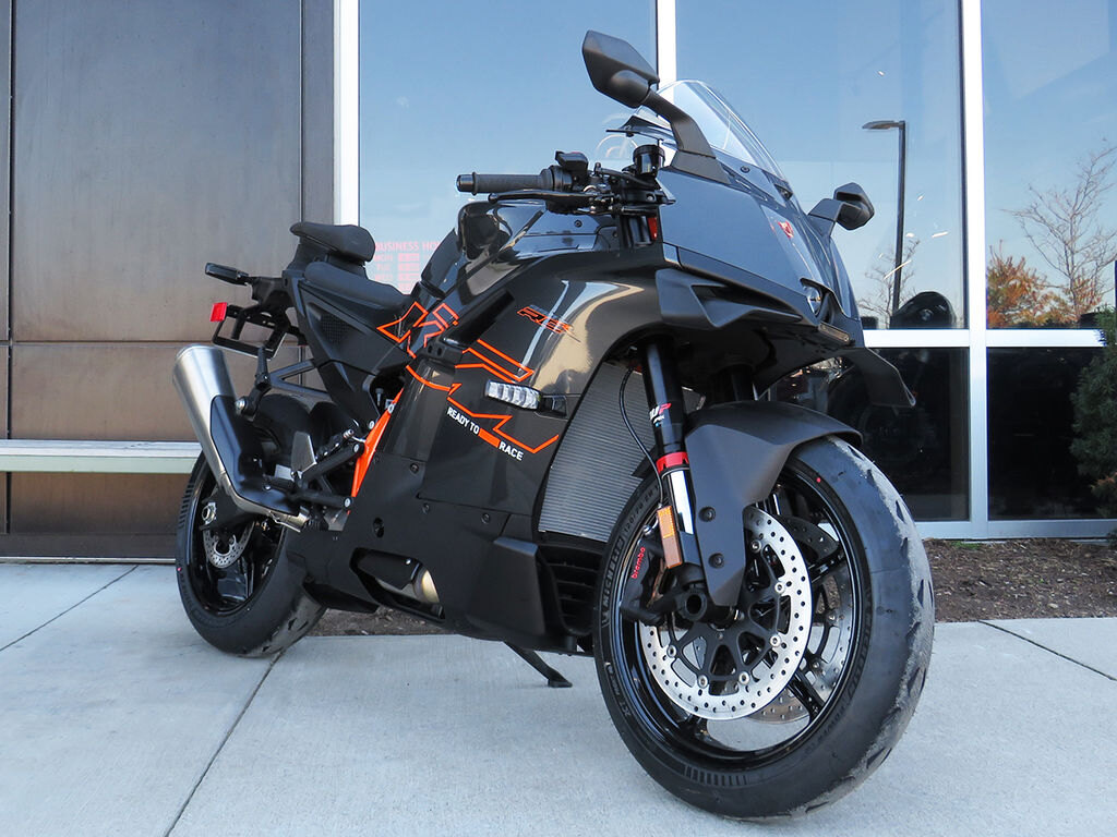 2026 BMW R 12 nineT Blackstorm metallic