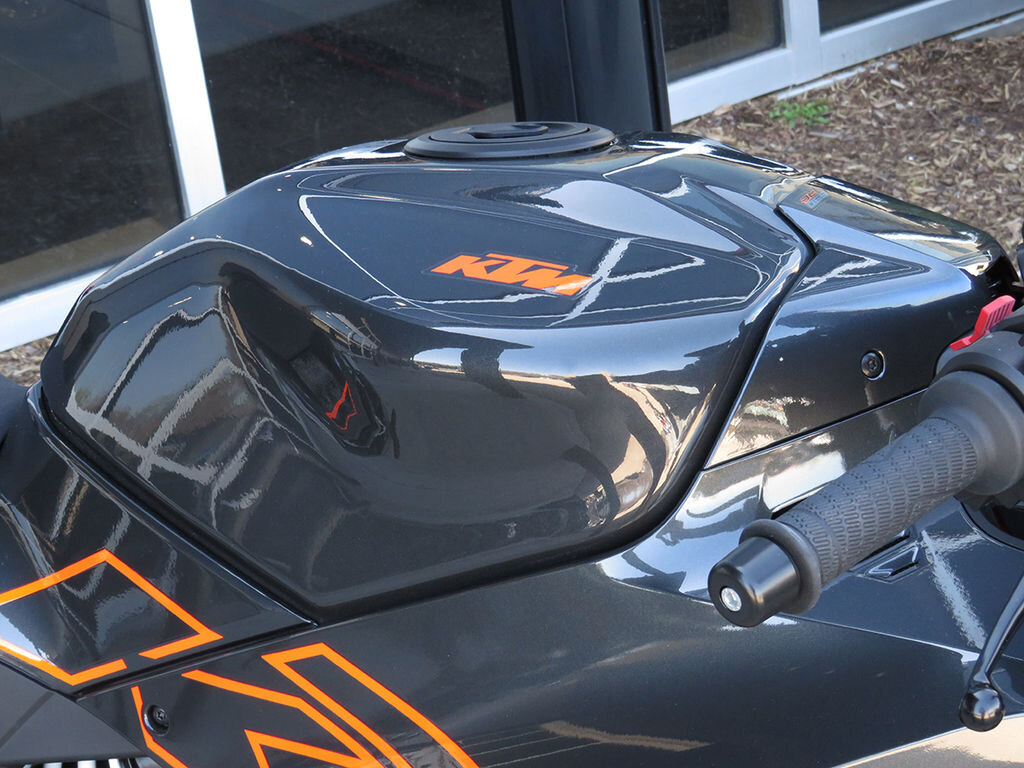 2026 KTM 990 RC R