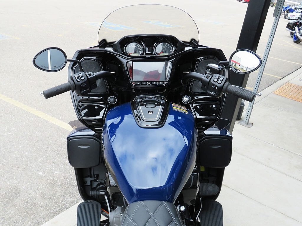 2024 Indian Motorcycle Pursuit Dark Horse with PowerBand Audio Package Springfield Blue