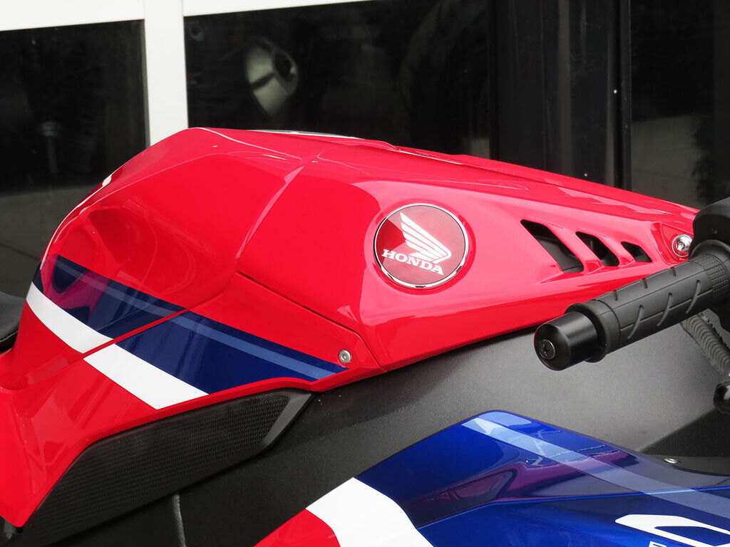 2026 Honda CBR1000RR R Fireblade SP