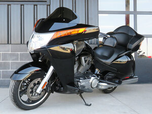 2015 Victory Motorcycles Vision Tour Gloss Black