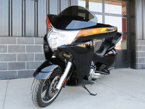 2015 Victory Motorcycles Vision Tour Gloss Black
