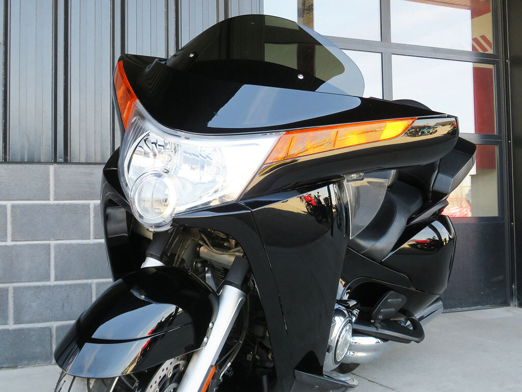 2015 Victory Motorcycles Vision Tour Gloss Black