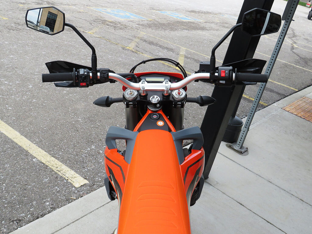 2024 KTM 690 Enduro R
