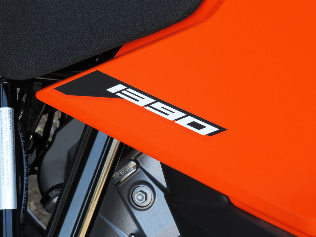 2027 KTM 1390 Super Adventure S EVO