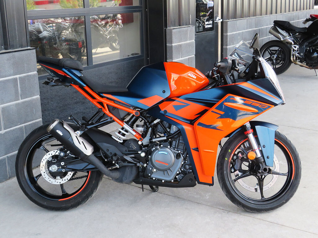 2023 KTM RC 390