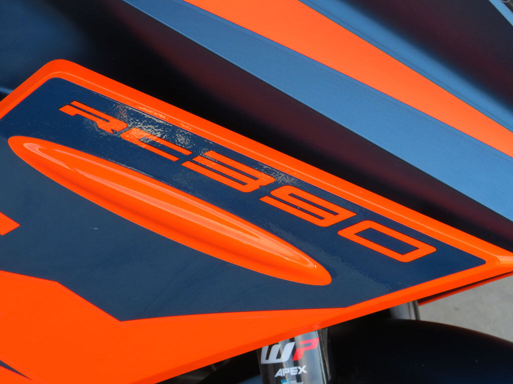 2023 KTM RC 390