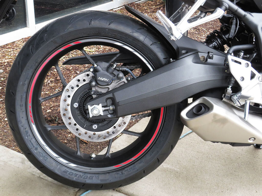 2026 Honda CBR650R E Clutch ABS
