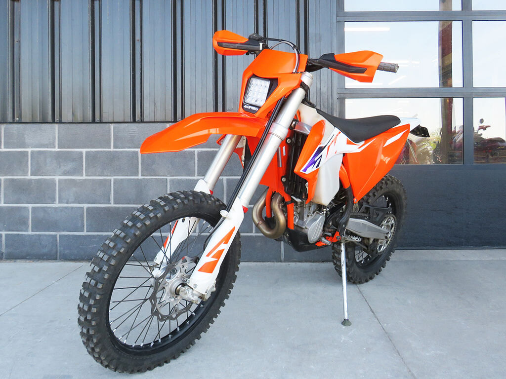 67144053 1