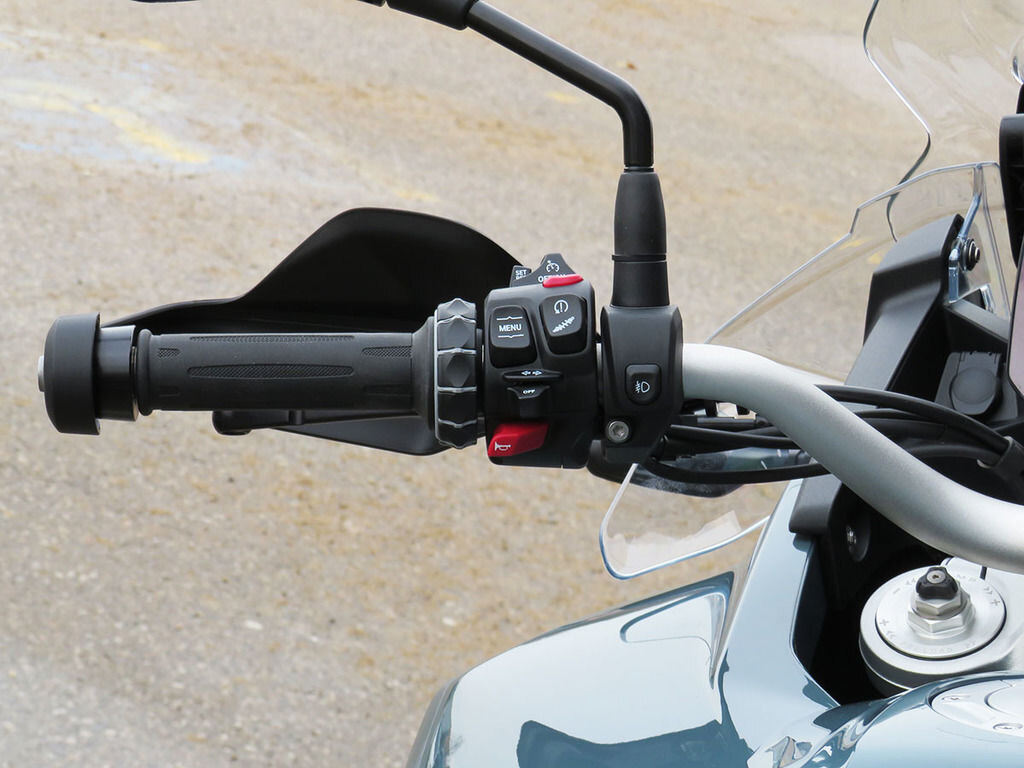 2026 BMW F 900 GS Adventure Ride Pro